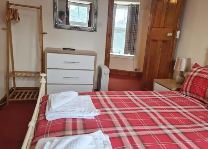 Ness City Apartment